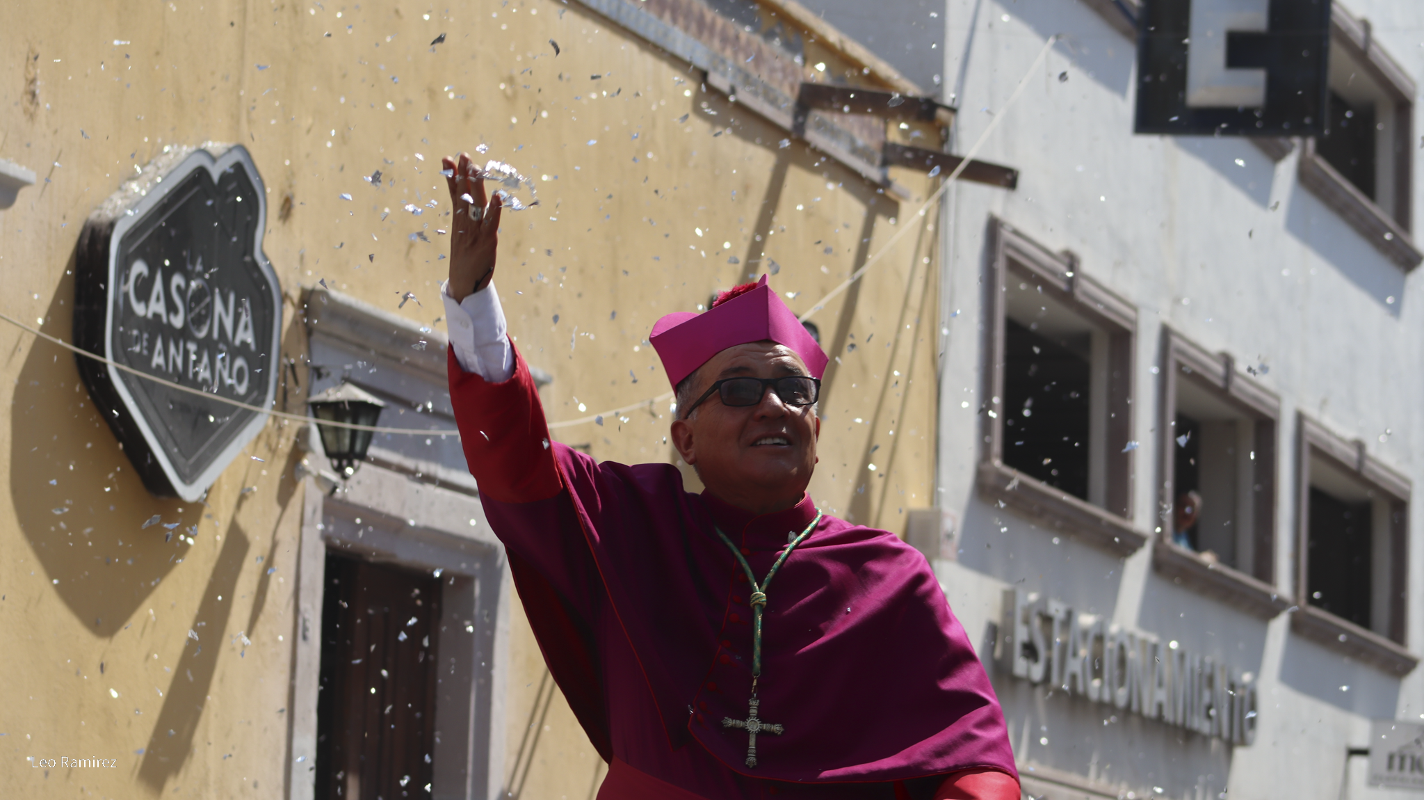 La llegada de Mons. José Leopoldo a San Juan de los Lagos - Leo Ramírez